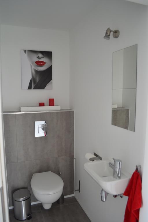 Ferienwohnung La Boite Rouge Stavelot Exterior foto